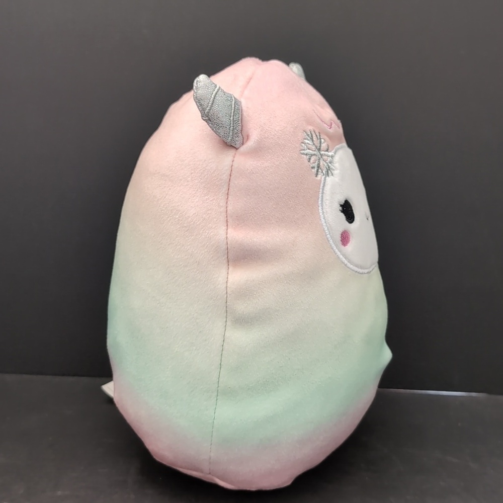 Squishmallows Yara The Yeti Pastel Rainbow Plush Toy. - Picture 3 of 7